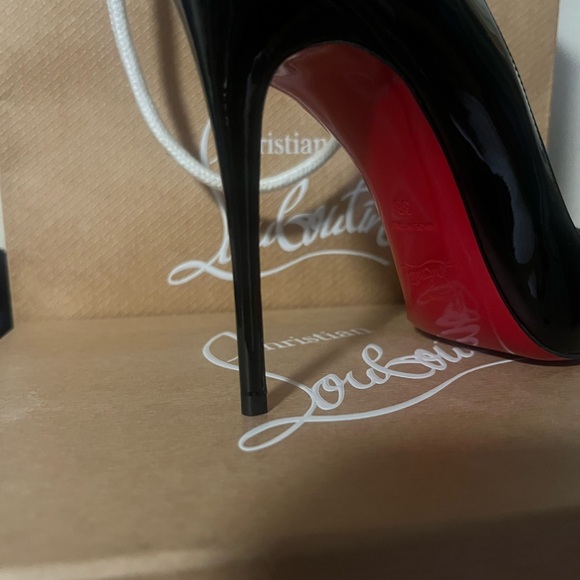 Christian Louboutin NEVER USED heels - Picture 2 of 7